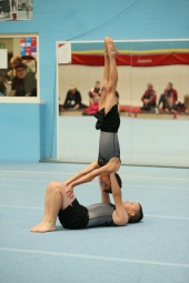 Acro 5